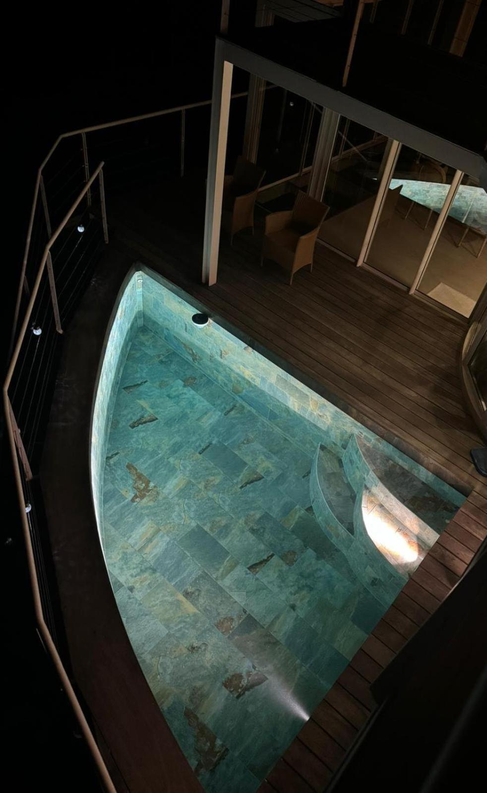 Logement Cosy Avec Piscine Et Vue Tahiti Punaauia Exteriör bild